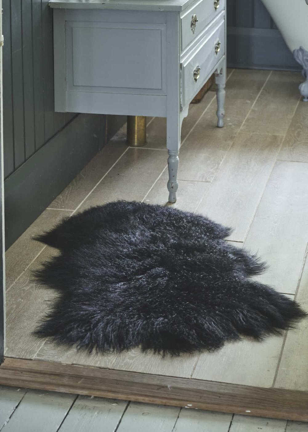 lambland Eco Tanned Black Tibetan Sheepskin