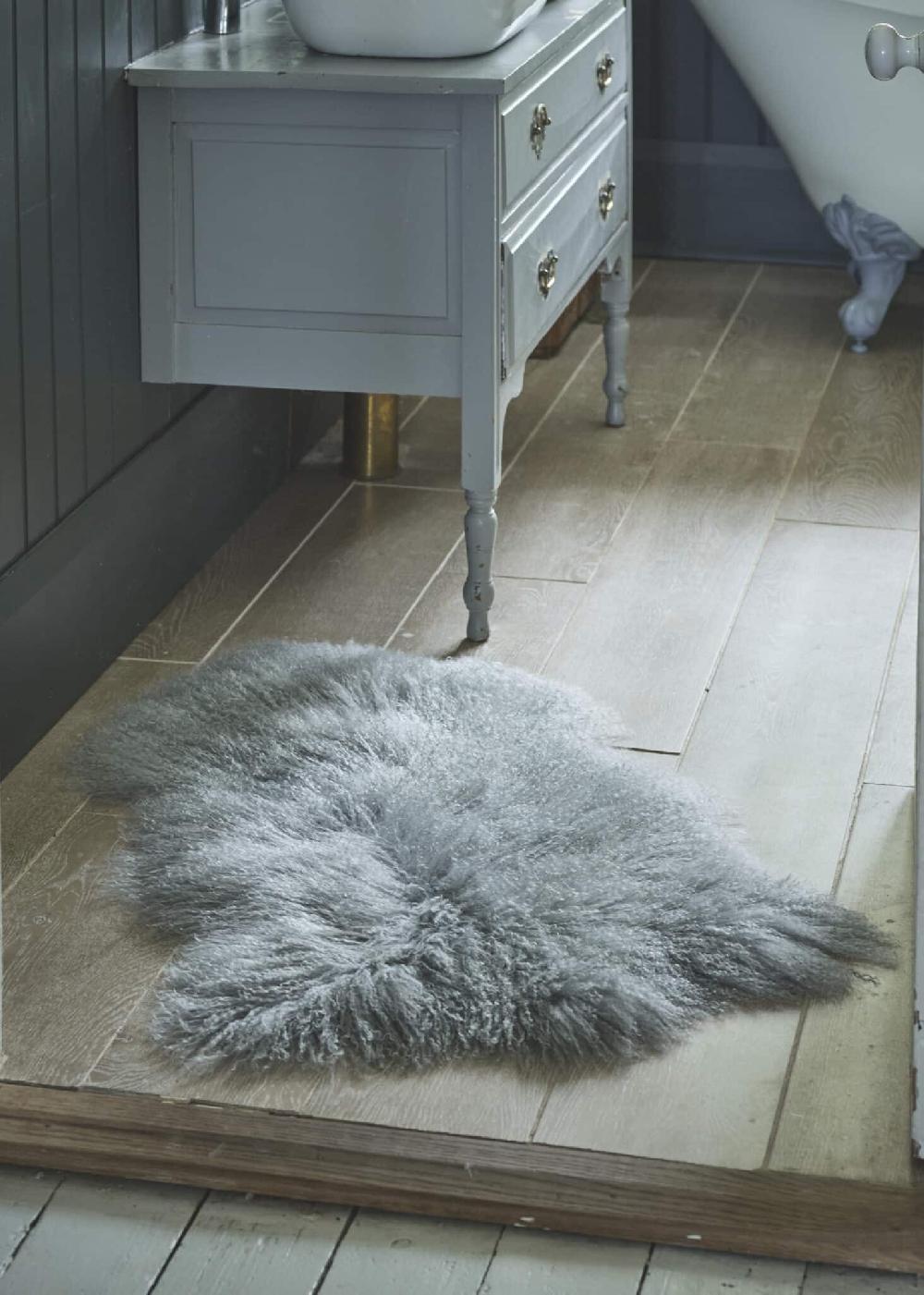 lambland Eco Tanned Light Grey Tibetan Sheepskin