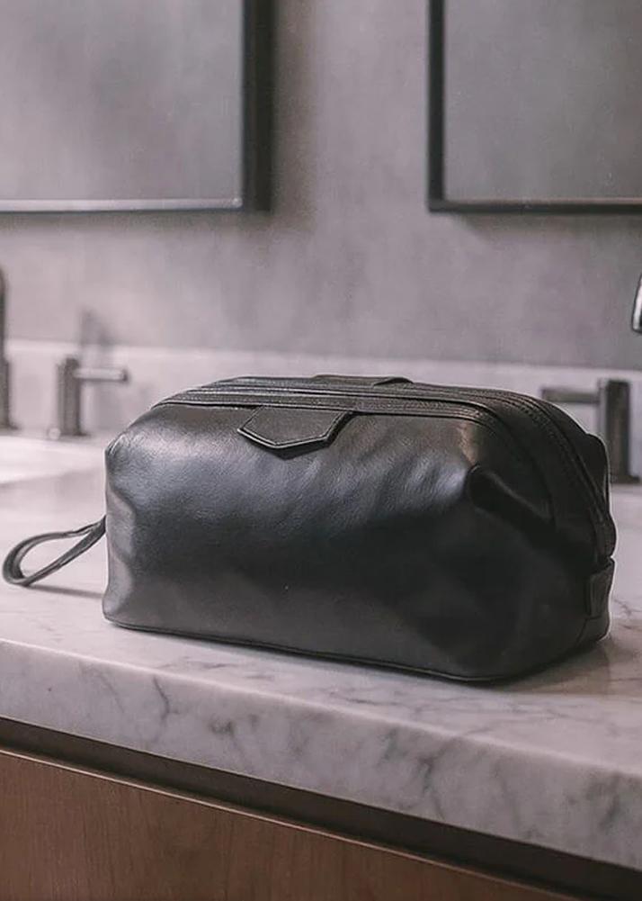 lambland Luxury Leather Zipped Toiletry Bag