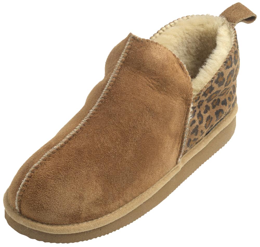 Lambland Maya – Leopard Print Sheepskin Booties