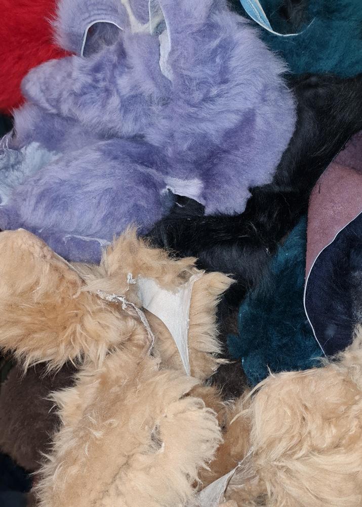 lambland Mixed Colour 100% Sheepskin Offcuts