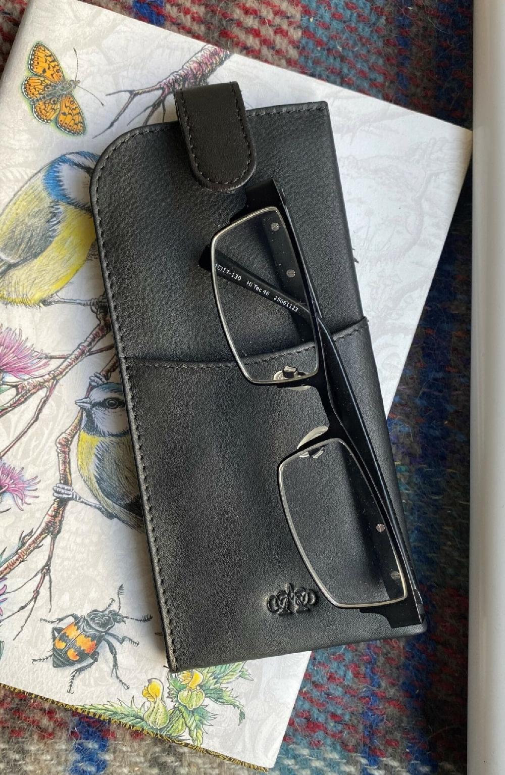 lambland Real Leather Popper Fastened Glasses Case