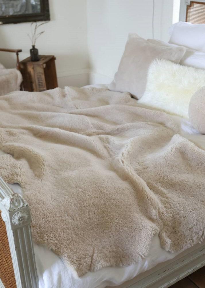 lambland Swedish Sheepskin Throw Moonlight