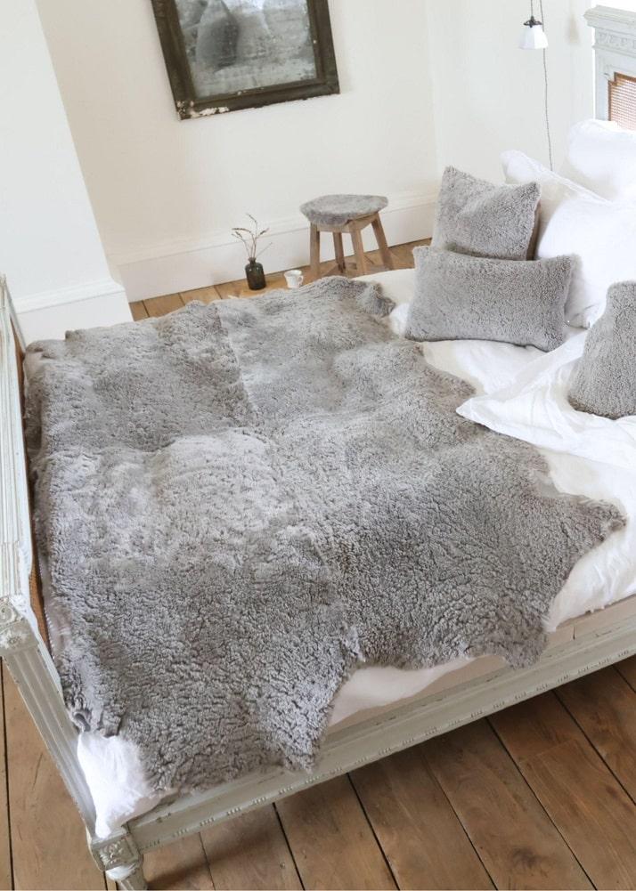 lambland Swedish Sheepskin Throw Silvergrey