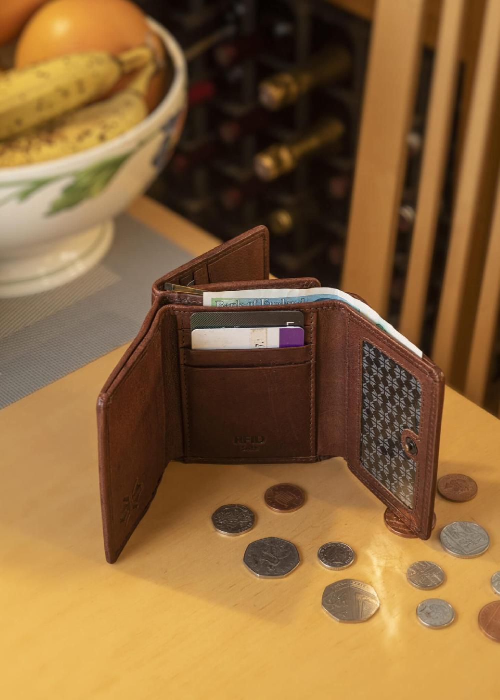 lambland Vintage Leather Tri-Fold Wallet