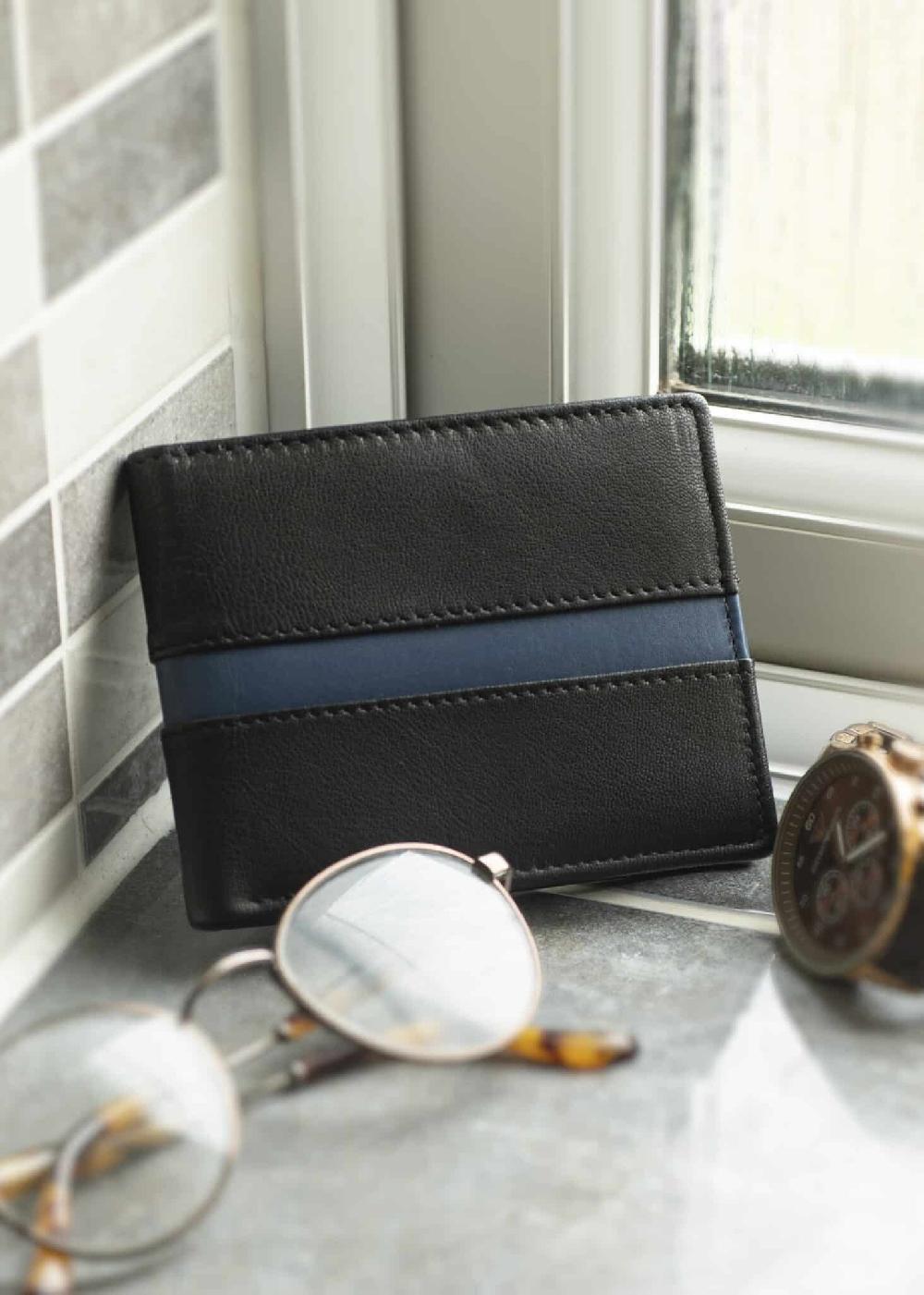 lambland Luxury Leather Wallet with Multiple Card Slots