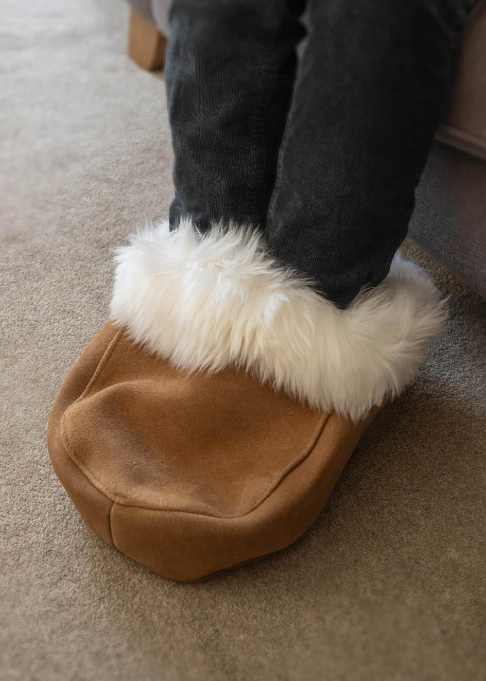 lambland Luxury Sheepskin Double Foot Muff with Zipped Heat Pad Section
