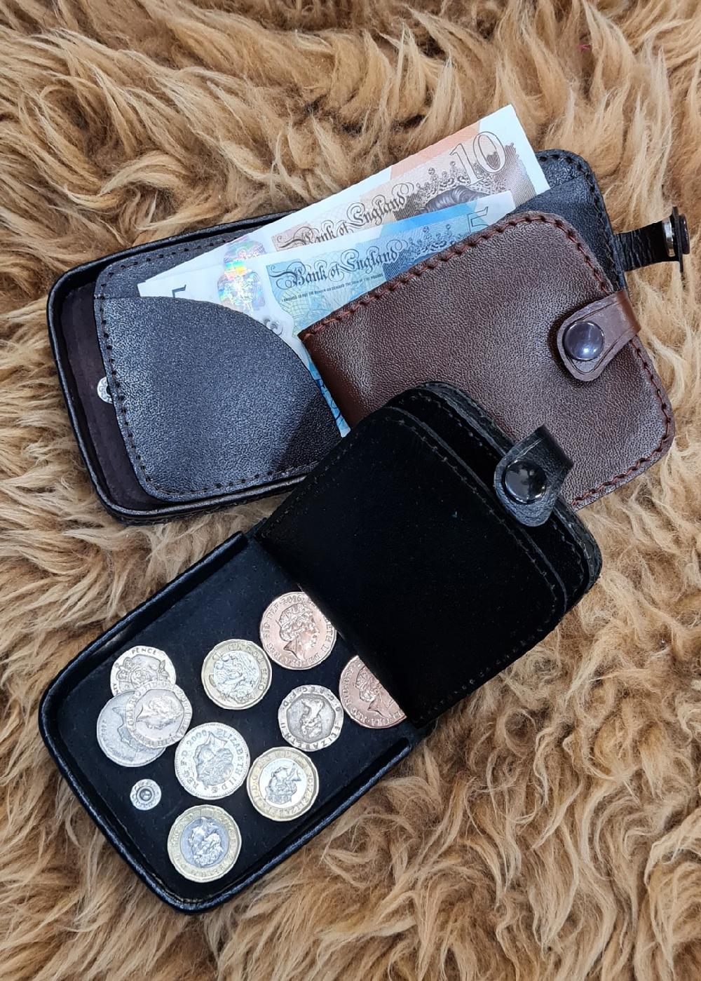 lambland Square Leather Tray Purse with Note Section