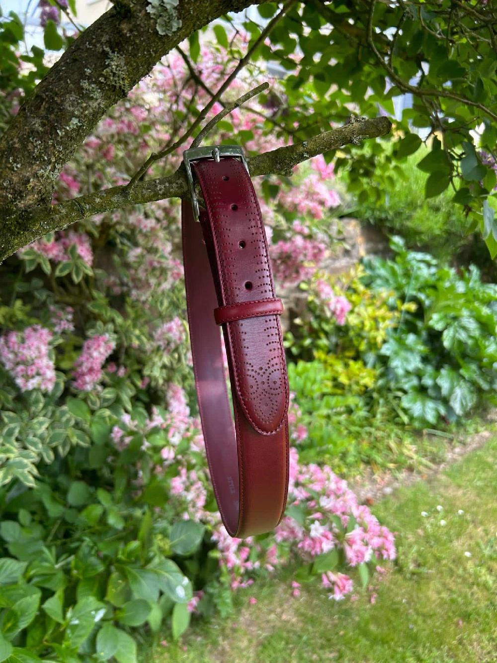 Lambland Unisex Luxury Genuine Leather 1.25″ Brogue Pattern Belt