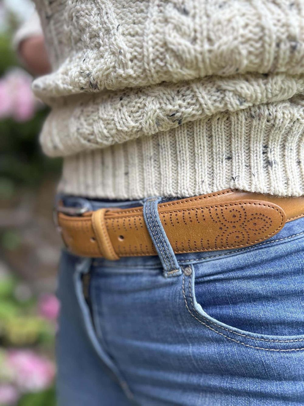 Lambland Unisex Luxury Genuine Leather 1.25″ Brogue Pattern Belt