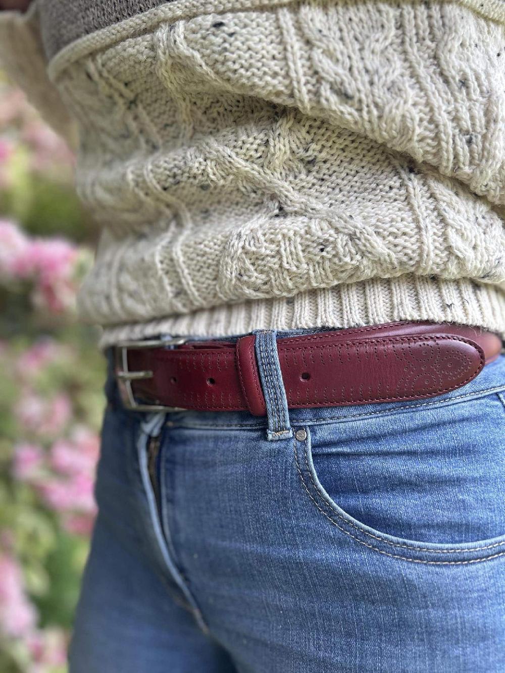 Lambland Unisex Luxury Genuine Leather 1.25″ Brogue Pattern Belt