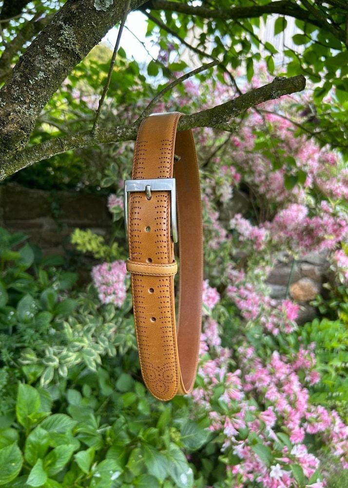 lambland Unisex Luxury Genuine Leather 1.25″ Brogue Pattern Belt