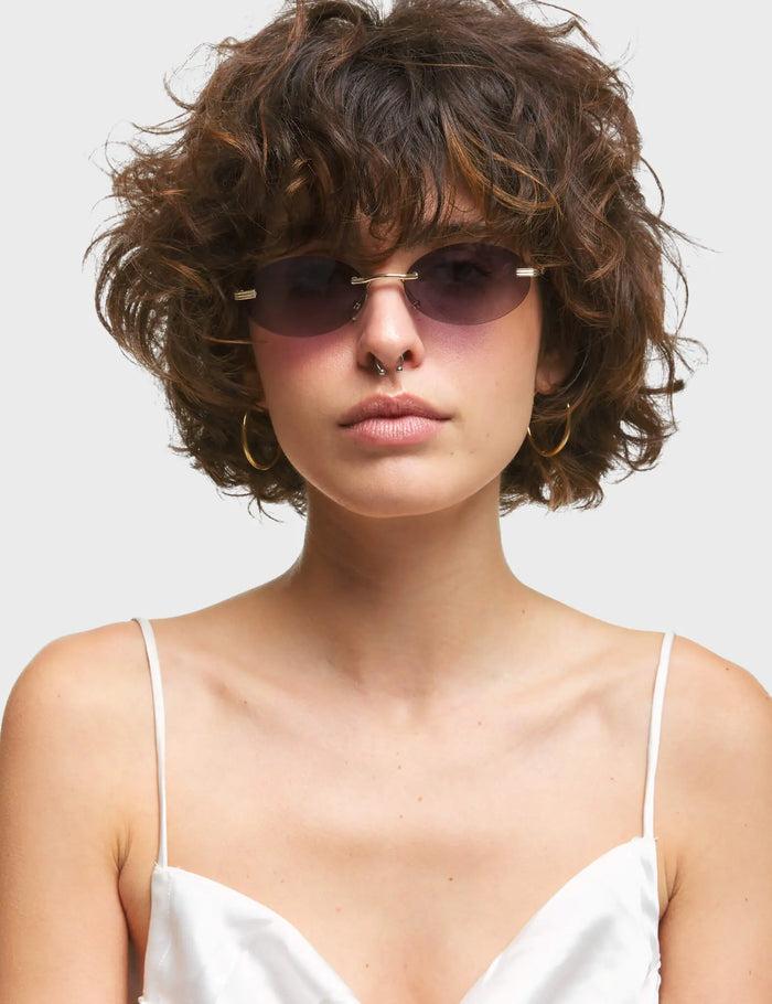 Lamoda Game Oval Sunglasses