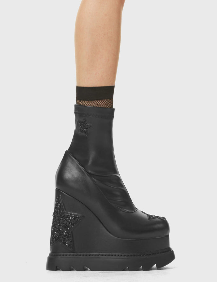 lamoda Hands Down Chunky Platform Ankle Boots