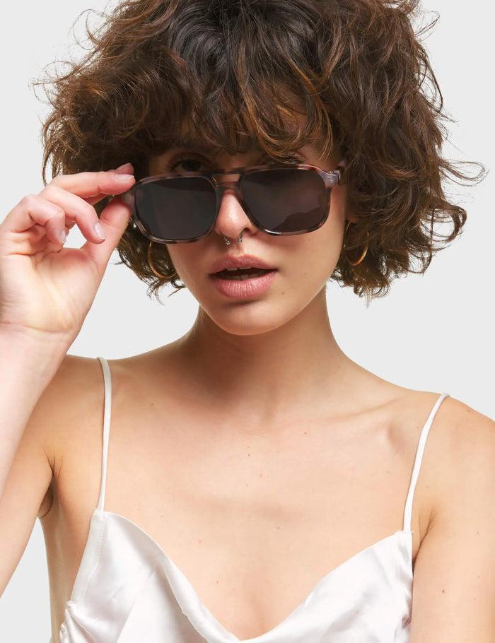 Lamoda Shelly Aviator Sunglasses