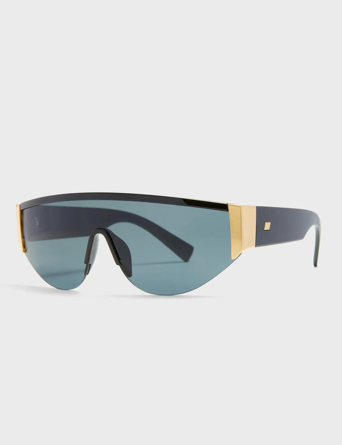Lamoda Throw Shade Visor Sunglasses