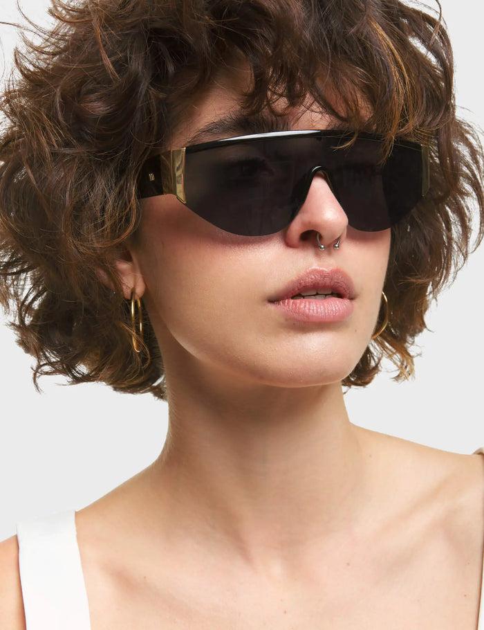 Lamoda Throw Shade Visor Sunglasses