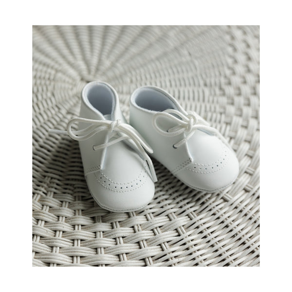 L'amour Benny Leather Brogue Oxford Crib Shoe (Infant)