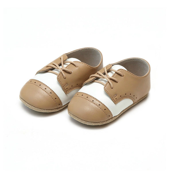 l'amour Bentley Leather Saddle Crib Shoe (Infant)