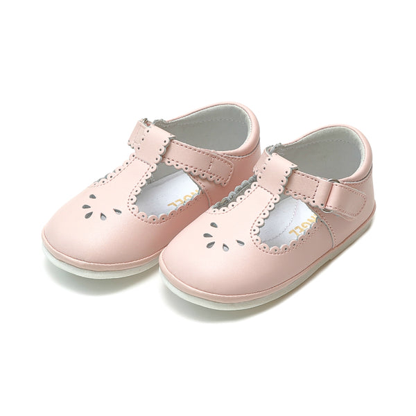 l'amour Dottie Scalloped T-Strap Mary Jane (Baby)