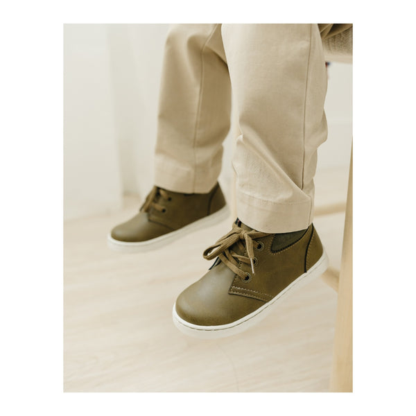 L'amour Ian Mid-Top Sneaker