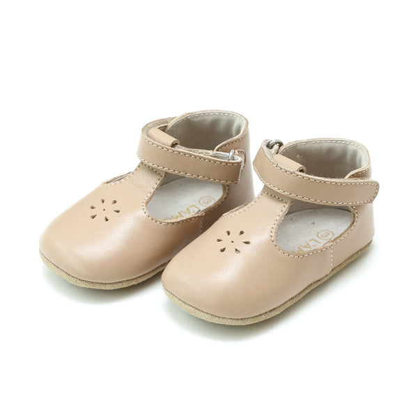 L'amour Lisette T-Strap Mary Jane Crib Shoe (Infant)