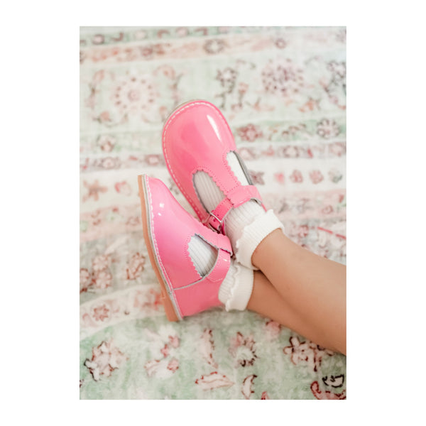 L'amour Selina Patent Scalloped T-Strap Mary Jane