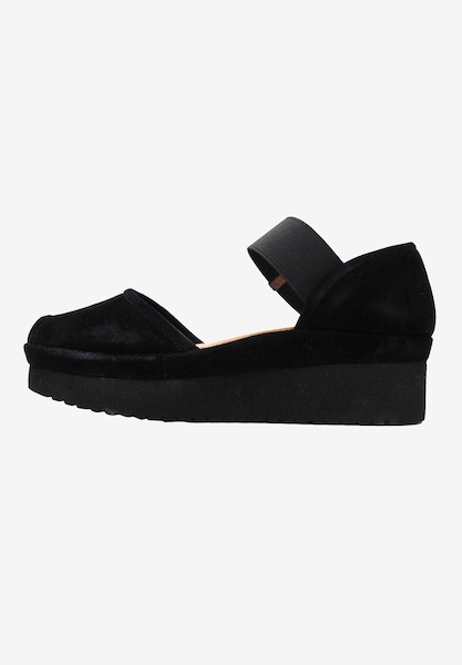 L'amour Des Pieds NEW ARRIVALS Amadour Black Suede