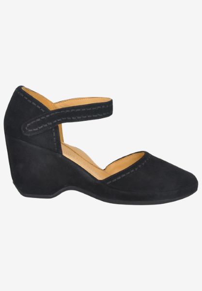 L'amour Des Pieds NEW ARRIVALS Orva Black Suede
