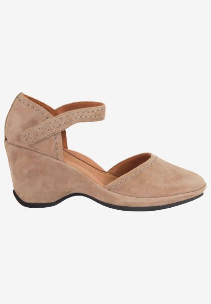 L'amour Des Pieds NEW ARRIVALS Orva Taupe Suede
