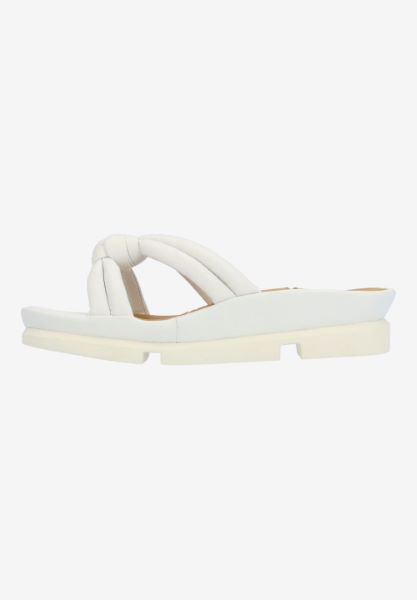 L'amour Des Pieds PACKABLE TRAVEL Veda WHITE LAMBA