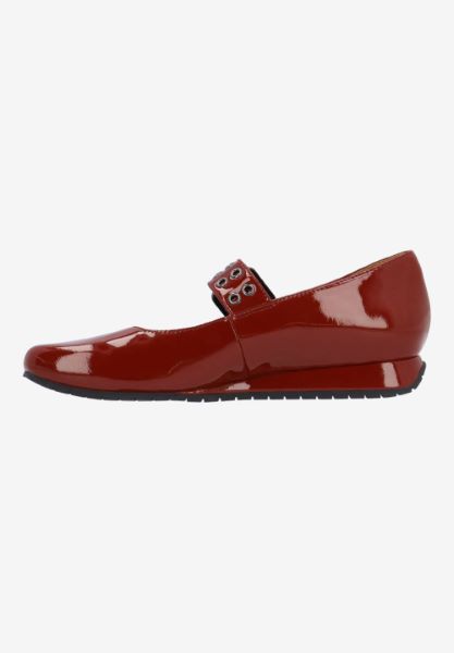 L'amour Des Pieds NEW ARRIVALS Tanzy CRANBERRY PATENT LEATHER