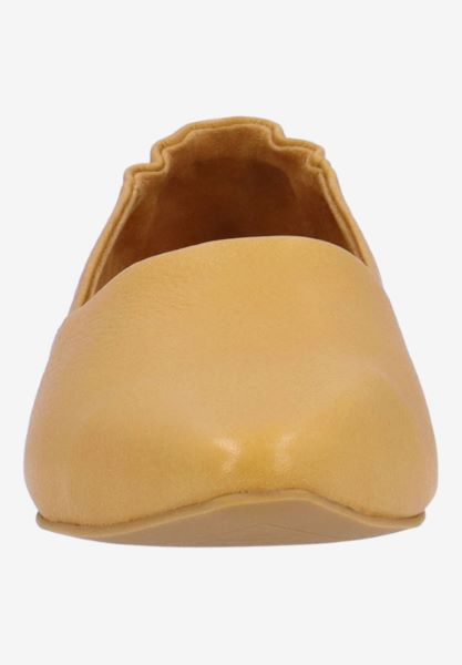 L'amour Des Pieds RUNNING LOW Brylee LIONESS BURNISHED LAMBA