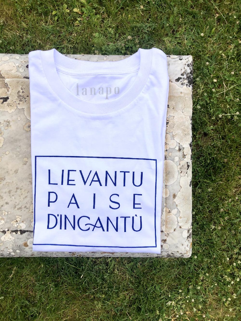 lanapo Lievantu paise d'incantu tshirt