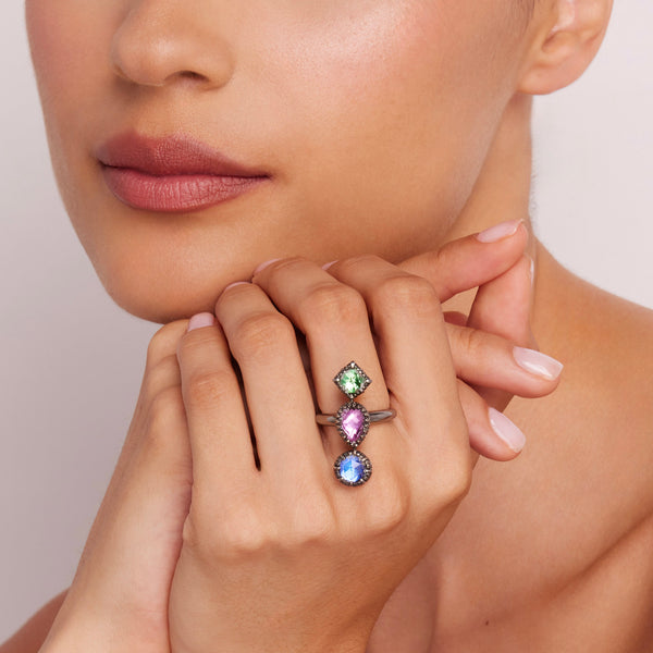 Larkspur & Hawk Sadie 3-Stone Ring (Black Rhodium Or Yellow Gold Wash)