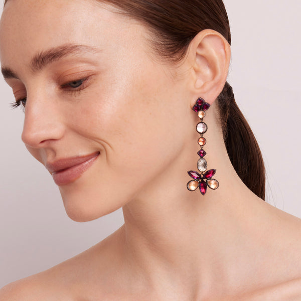 Larkspur & Hawk Sadie Shoulder Cluster Earrings (Black Rhodium Or Rose Gold Wash)