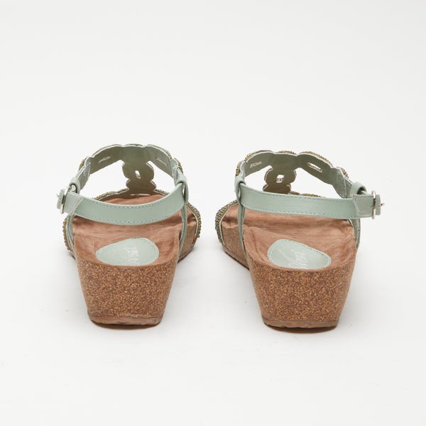 L'artiste By Spring Step AZURA STUNNIN T-STRAP SANDALS