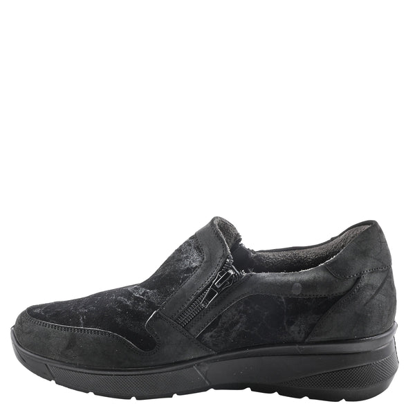 L'artiste By Spring Step FLEXUS HABANERA ATHLETIC SLIP-ON SHOES