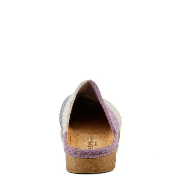 L'artiste By Spring Step FLEXUS PATCHY SLIPPERS