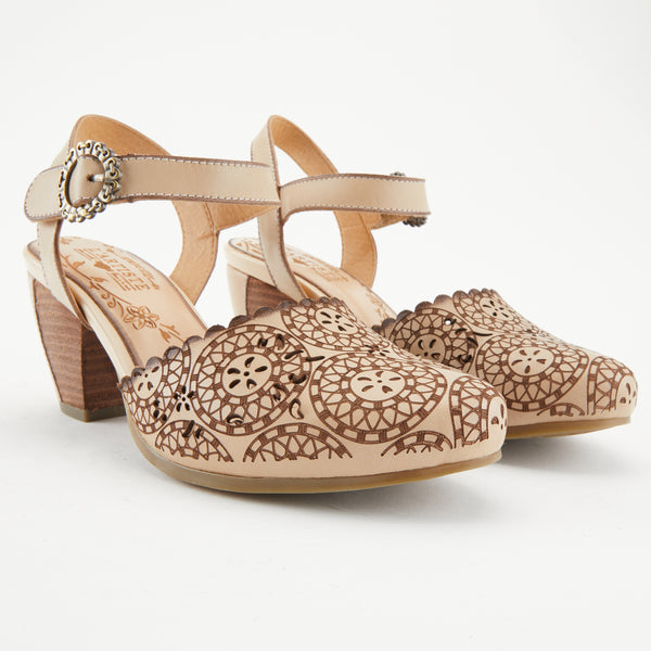 L'artiste By Spring Step L'ARTISTE EILOOTA SANDALS