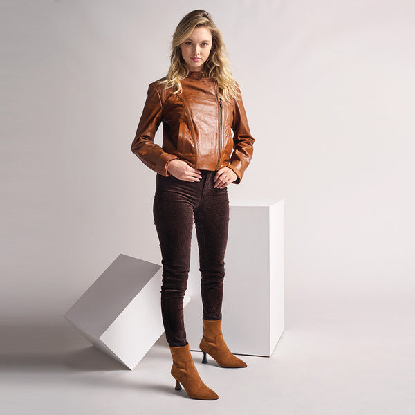 L'artiste By Spring Step PATRIZIA ELLAFITZ BOOTIES