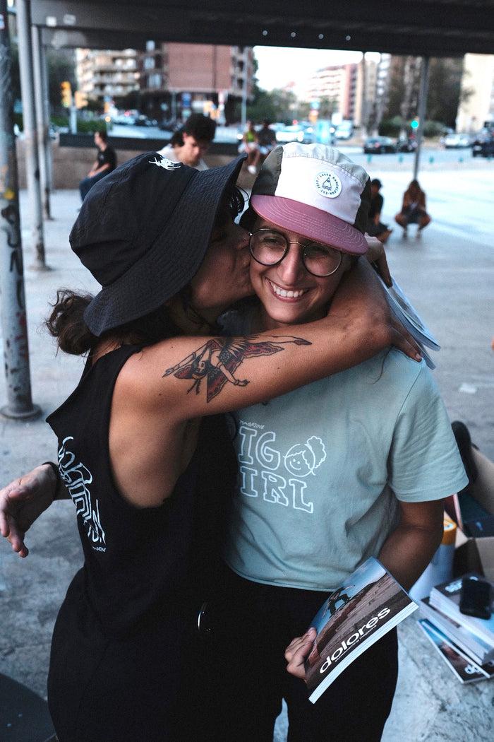 Laser Barcelona DOLORES MAGAZINE X LASER / BIG GIRL TEE ALOE