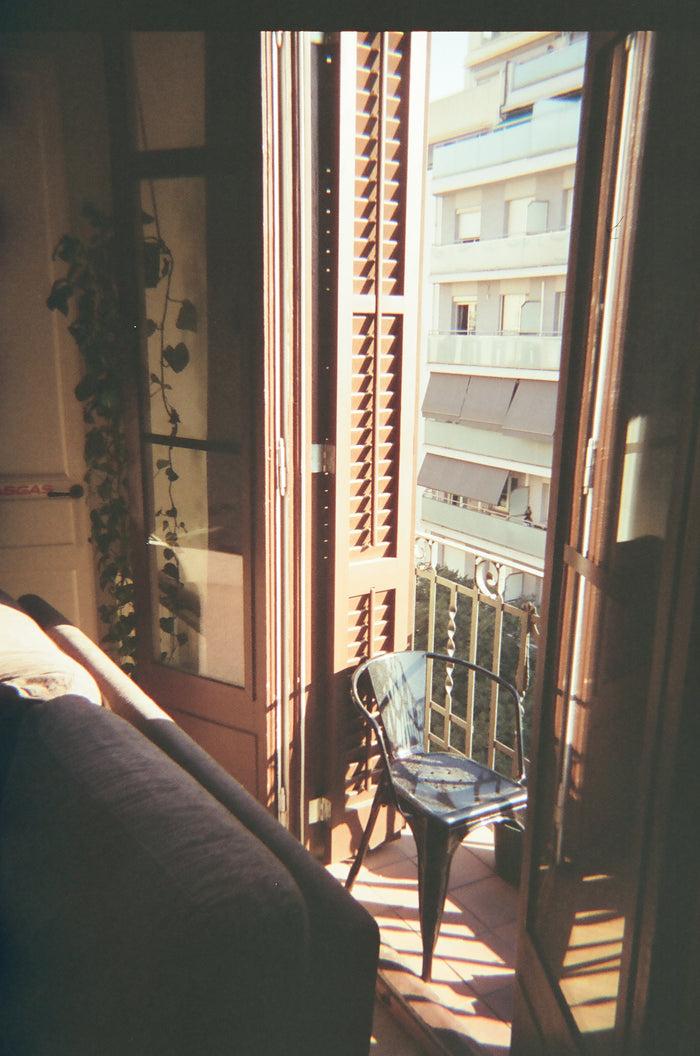 Laser Barcelona DUBBLEFILM TREAT COLOR FILM 400 ISO