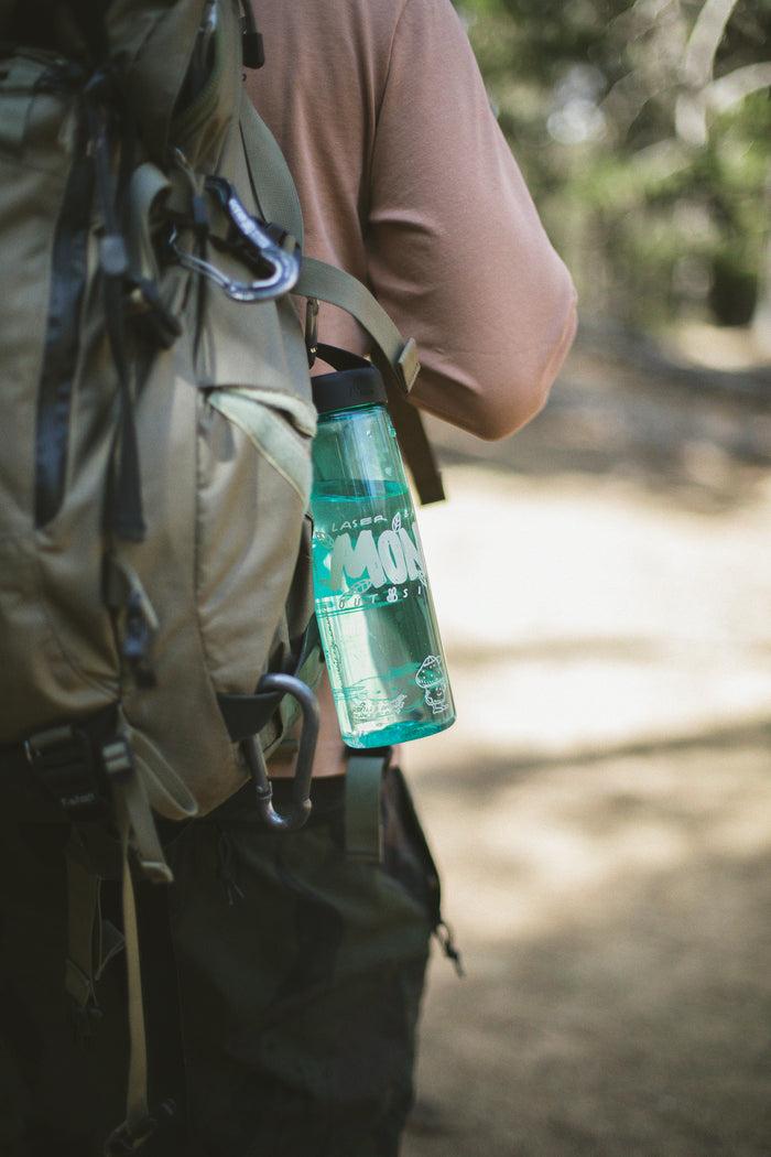 Laser Barcelona OUTSIDE IS FREE TRITAN BOTTLE PETROL