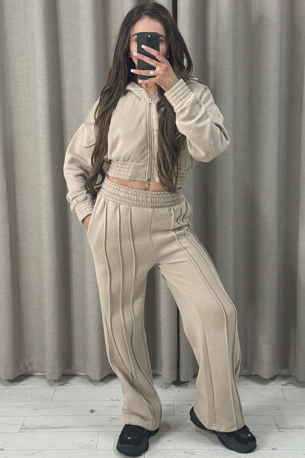 lasula Carry Beige Zip Up Cropped Hoodie and Wide Leg Joggers Tracksuit Set