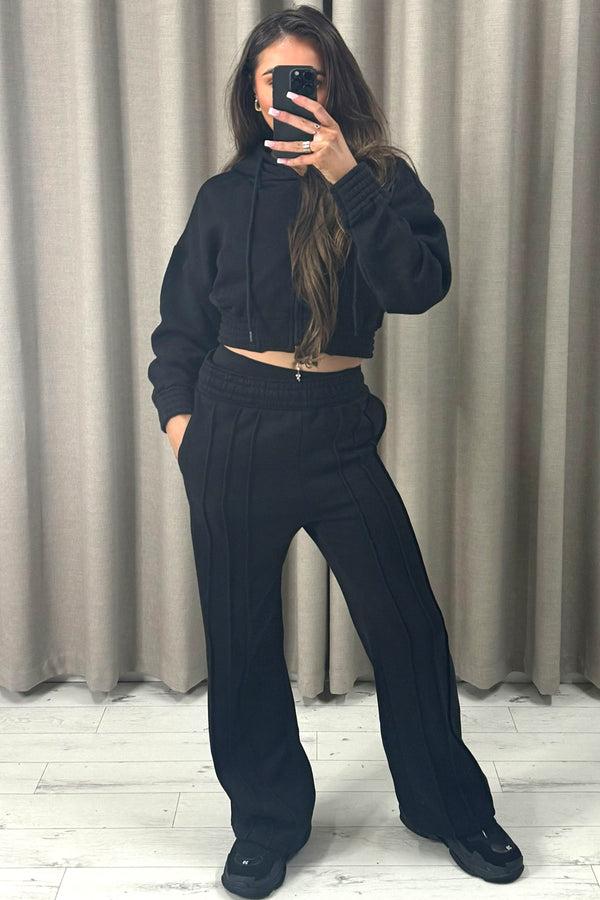 Lasula Carry Black Zip Up Cropped Hoodie And Wide Leg Joggers Tracksuit Set