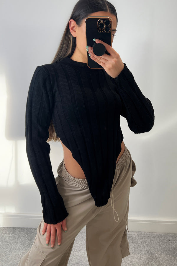 Lasula Kaya Black Distressed Hem Knit Long Sleeve Crop Jumper