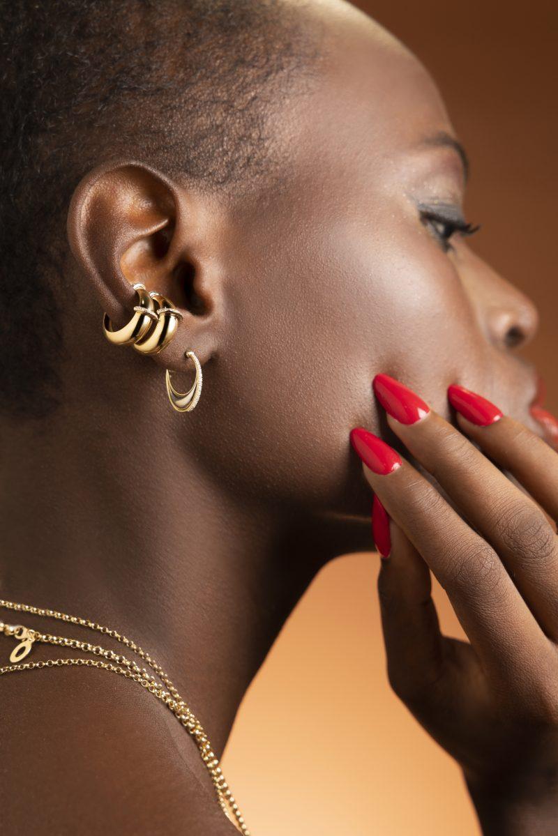 l'atelier nawbar Gold Bloop Moon Earrings