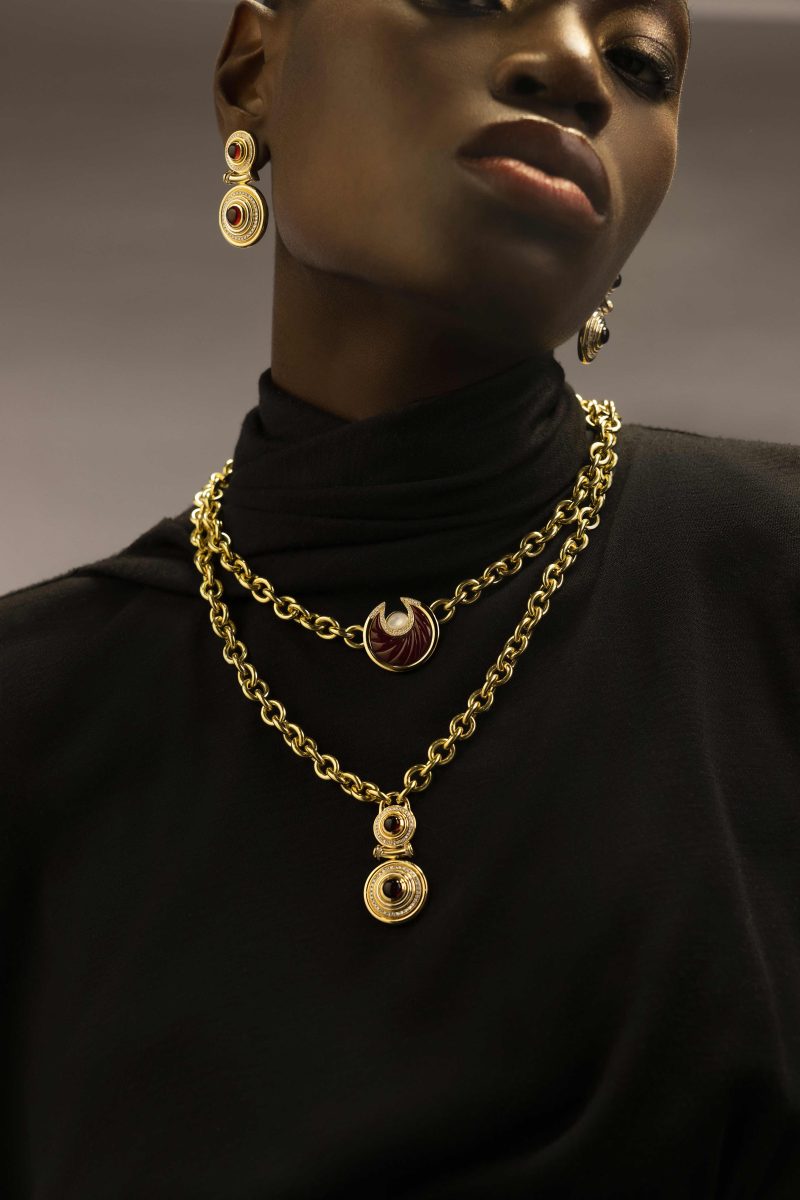 l'atelier nawbar Queen Mimette Pendant