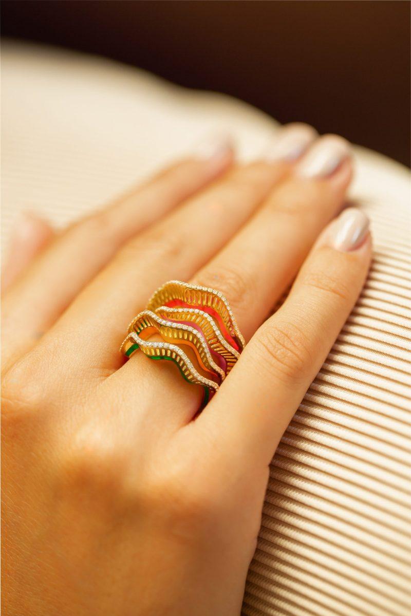 l'atelier nawbar White Gold Waves Ring